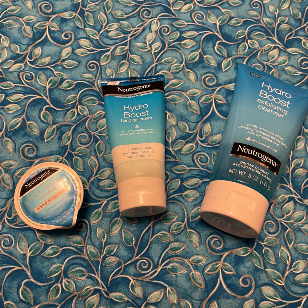 Neutrogena Hydro Boost Trio Set New
